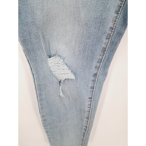 Nwt Denizen From Levi's High Rise Skinny Distressed Light Wash Jeans Size 8s - Picture 4 of 7